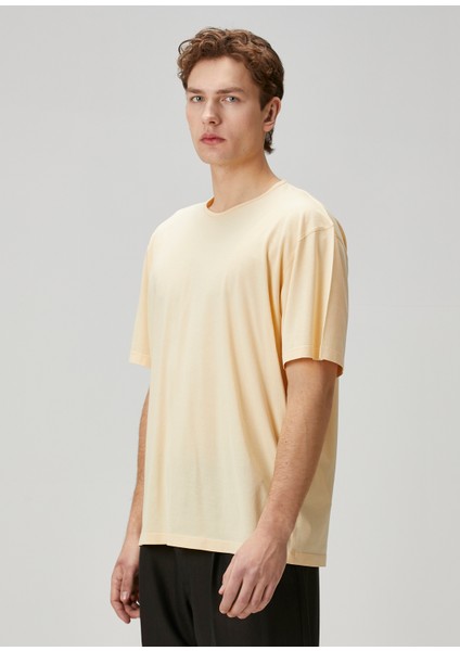 Açık Turuncu T-Shirt modelleri