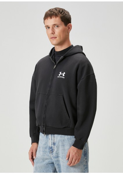 x Under Armour Regular Fit Siyah Sweatshirt