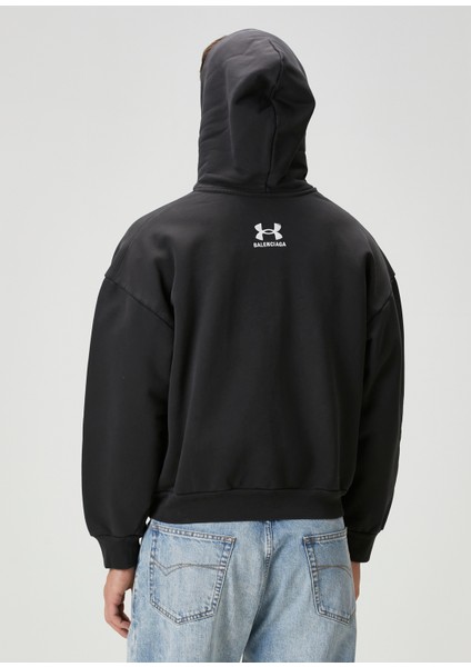 x Under Armour Regular Fit Siyah Sweatshirt