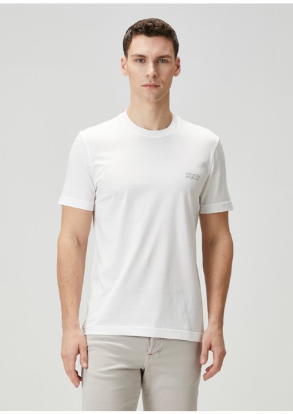 Beyaz Logo Nakışlı T-Shirt
