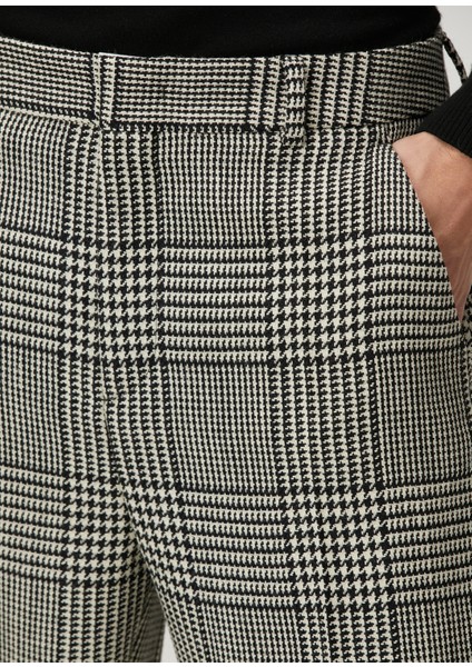 Bej Siyah Ekose Desenli Yün Pantolon
