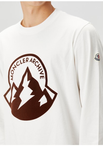 Beyaz Logo Baskılı T-Shirt indirimleri