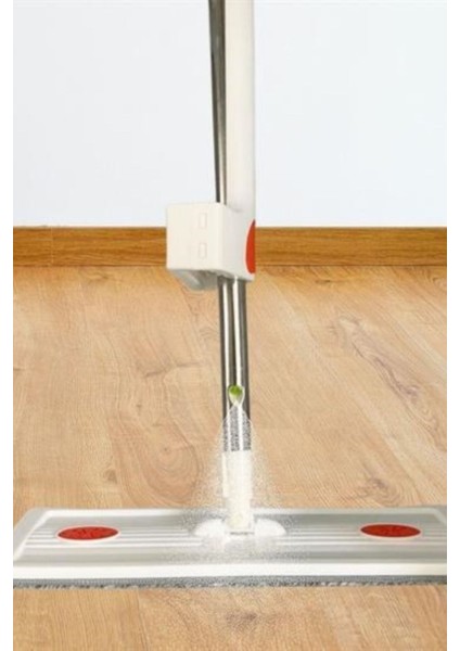 Çift Fonksiyonlu 124 cm Spreyli ve Sıklamlı Temizlik Seti