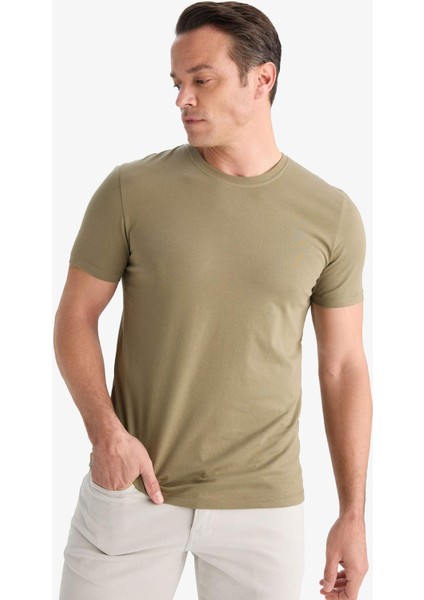 Slim Fit Dar Kesim Bisiklet Yaka Esnek Kumaş Kısa Kollu Tişört E2635AX25SM modelleri