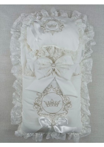 Yenidoğan Antalya Taç Nakışlı Kundaklı Trilüks Unisex 3lü Alt Açma Seti Ekru fiyatları