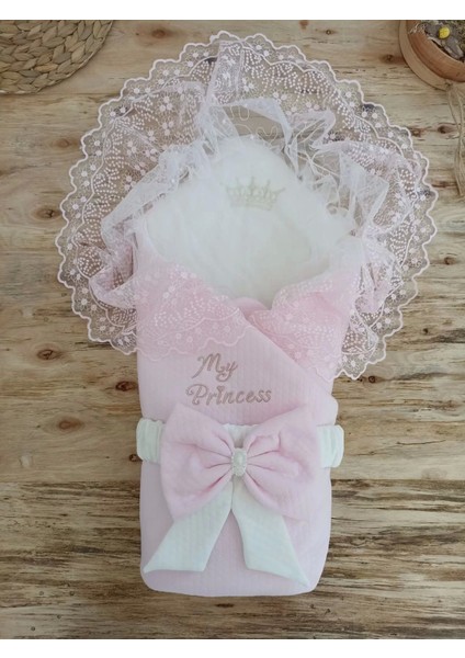 Bal Peteği My Princess Taç Nakış Inci Fiyonklu Dantel Duvaklı Delüks Kundak Bebek Battaniyesi Pembe