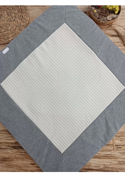 Yenidoğan Teri Cotton Taç Nakışlı Prizma Taş Kundak Bebek Battaniyesi Krem modelleri