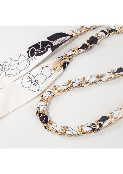 Ipek Eşarplar ve Metal Tokalar, Dokuma Çantalar, Yedek Çantalar, Askılar, Küçük Poşetler, Zincir Çantalar, Omuz Çantaları, El Çantaları, Aksesuarlar, Dekoratif Kayışlar (Yurt Dışından) modelleri