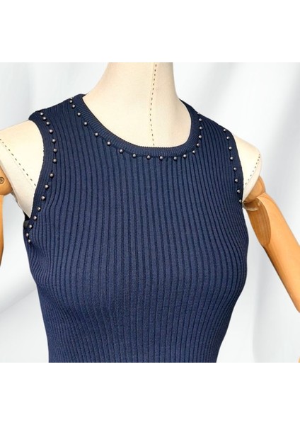 6921 Halter Yaka Boncuk Işlemeli Lacivert Bluz - 38/40 fiyatları