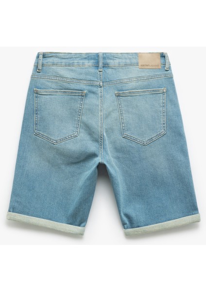 Katlamalı Paça Bermuda Slim Fit Denim Şort