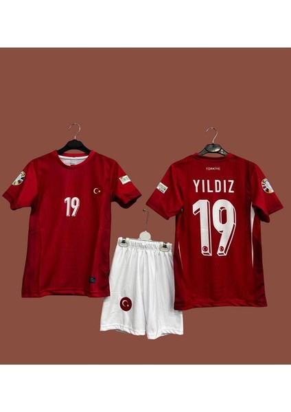 Türkiye #19 Kenan Yıldız Iç Saha Çocuk Forması 4'lü Set (Red) fiyatları