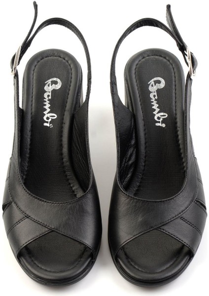 Siyah Leather Kadın Klasik Topuklu Ayakkabı K05040030303 fiyatları