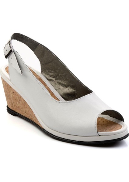 Beyaz Leather Kadın Sandalet K05582032103 modelleri
