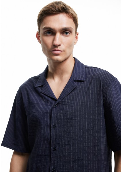 Yeni Sezon Kısa Kollu Gömlek Devrik Yaka Düğmeli Slim Fit modelleri