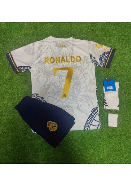 Cristiano Ronaldo Real Madrid 2024/25 Yeni Sezon (Gold) Dragon Desenli Çocuk Forması 4'lü Set modelleri