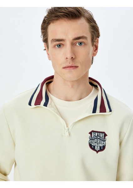 Yeni Sezon Baskılı Pamuk Karışımlı Yaka Detaylı Şardonlu Yarım Fermuarlı Sweatshirt