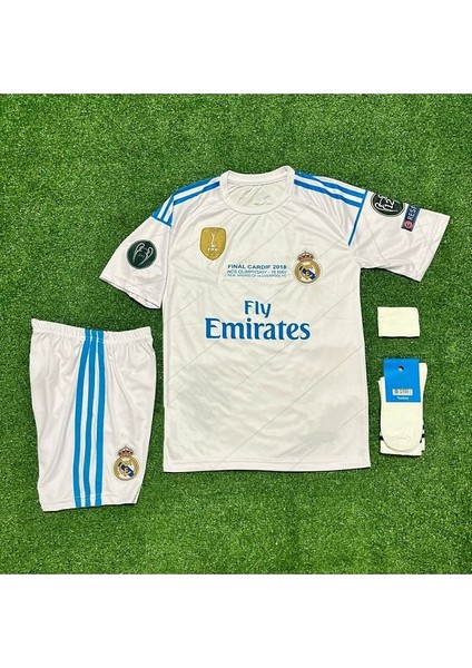 Real Madrid 2018 Finali Sergio Ramos Çocuk Forması Şort Çorap Bileklik 4'lü Set fırsatları