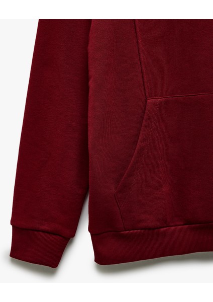 Yeni Sezon Uzun Kollu Pamuk Karışımlı Cepli Slogan Baskılı Kapşonlu Sweatshirt indirimleri