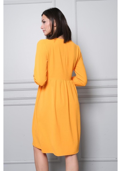 Hamile Önden Düğmeli ve Bağcıklı Uzun Kollu Viskon Elbise Mango fırsatları