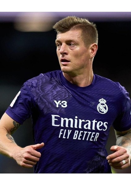 Y-3 2023/24 Toni Kroos Özel Konsept Forması Mor