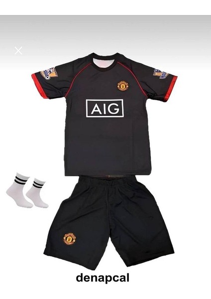 Manchester United Ronaldo 2024/25 Yeni Sezon Siyah Desenli Çocuk Forması 4'lü Set fiyatları