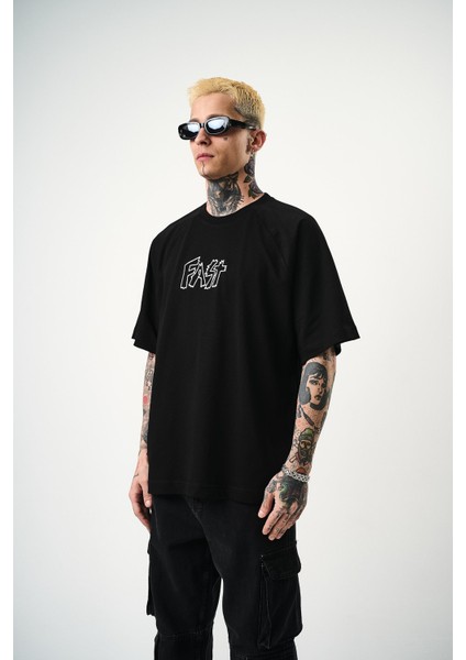 Erkek Fast Nakışlı Oversize T-Shirt Siyah modelleri