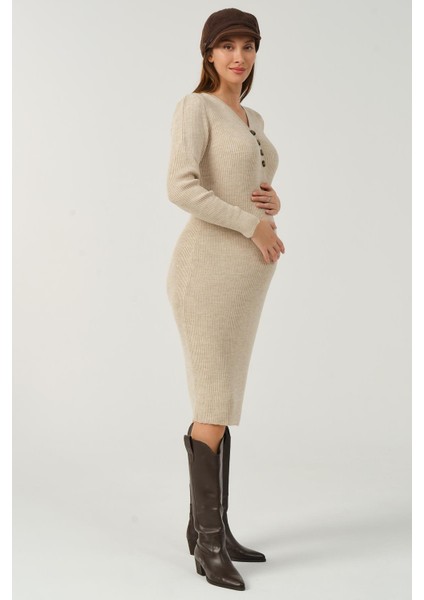 Hamile Midi Boy V Yaka Düğmeli Triko Elbise Bej modelleri