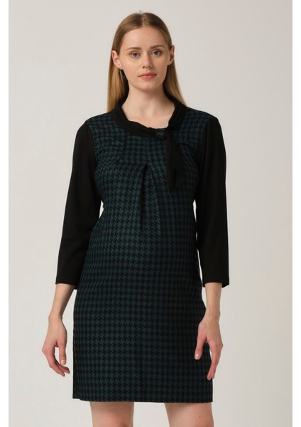 Hamile Desenli Arkadan Bağcıklı Mini Elbise Yeşil