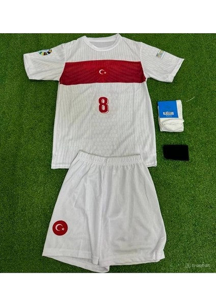 Türkiye Euro 2024 Arda Güler 8 Numara Çocuk 4'lü Set Hediyeli Beyaz Milli Takım Forması (Beyaz) fırsatları