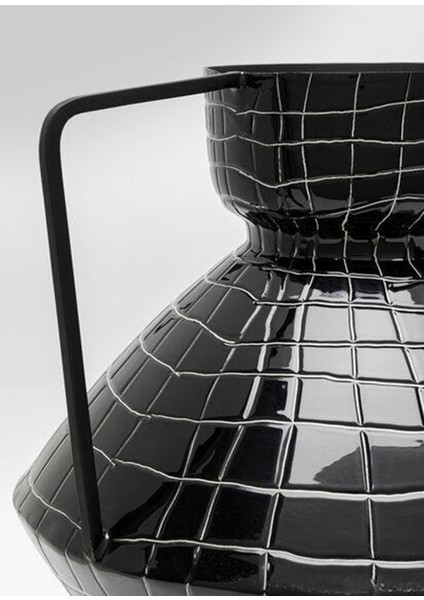 Siyah Saplı Metal Vazo indirimleri