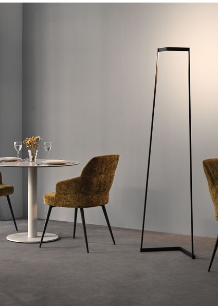 Minimal Siyah LED Lambader