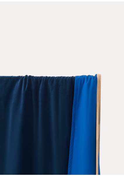 Saks Mavisi Kadife Throw Koltuk Örtüsü 140 x 170 cm