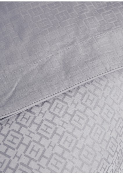 Boras Antrasit ‘h’ Monogram Jakarlı Organik Pamuk Saten Battal Boy Çift Kişilik Nevresim Takımı 240X220 cm
