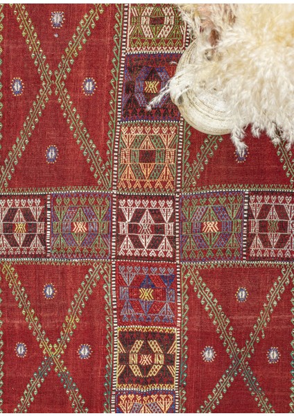 Klark Bordo El Dokuma Kilim 144X196 cm modelleri