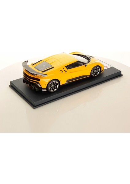 1:18 2023 Smart Bugatti Centodieci Production Version Sarı Model Araba