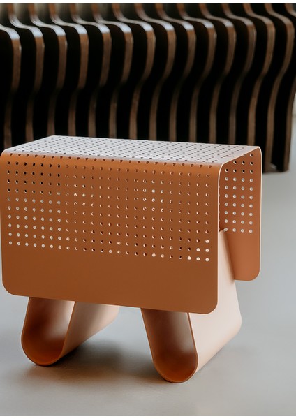 U Stool Pembe Metal Tabure