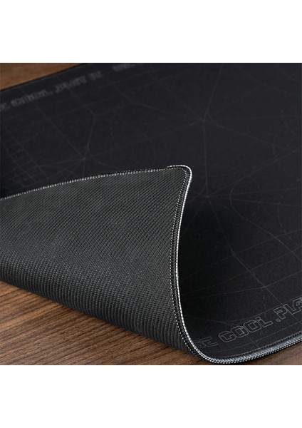Kaymaz Tabanlı Su Geçirmez ve Hassas Yüzeyli Siyah Gaming Mouse Pad 80X40 cm