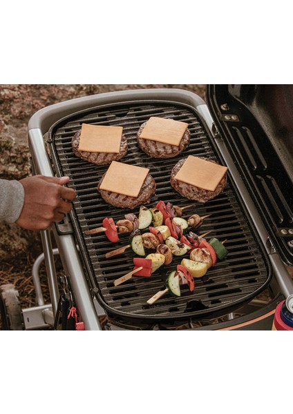 Traveler Stealth Edition Siyah Taşınabilir Gazlı Barbekü