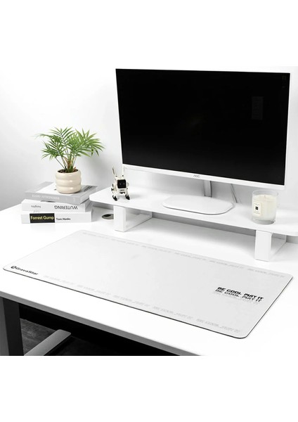 Kaymaz Tabanlı Su Geçirmez ve Hassas Yüzeyli Beyaz Gaming Mouse Pad 80X40 cm
