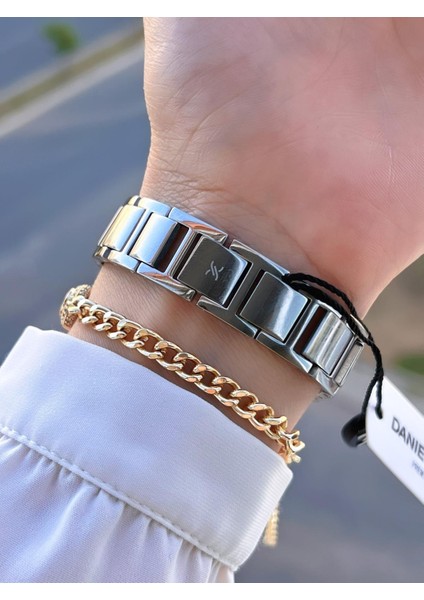 Çelik Kordon 30 mt Suya Dayanıklı 2 Yıl Garantili Kadın Kol Saati+Bileklik BYN.13959.7 fırsatları