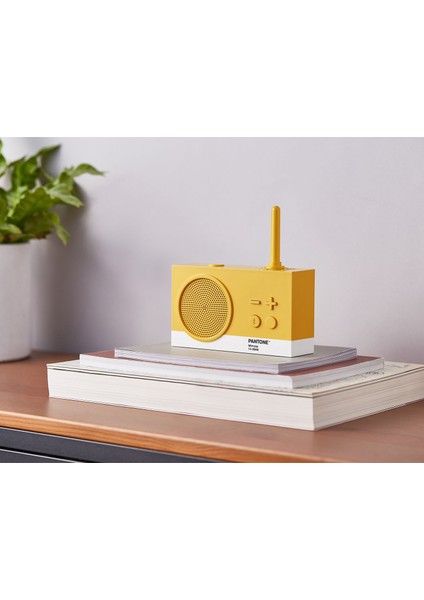 x Pantone Tykho 3 Sarı Bluetooth Hoparlör ve Radyo