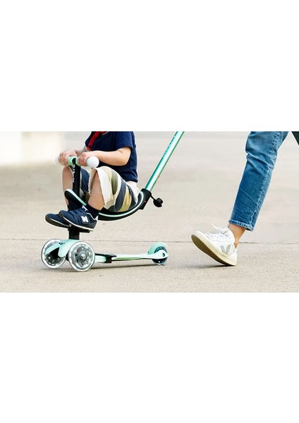Mini 2 Grow Deluxe Magic 3 Tekerlekli Mint Çocuk Scooter