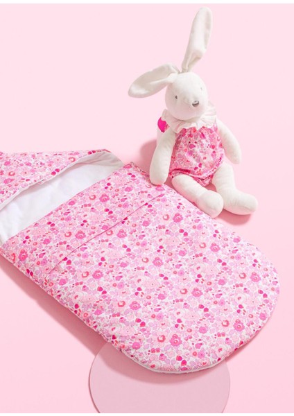 Pembe Çiçek Desenli %100 Pamuk Kapüşonlu Kız Bebek Bebek Yuvası
