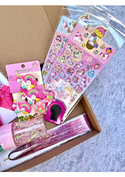 Unicorn ve Gökkuşağı Temalı Hediye Kutusu Doğumgünü Kutusu