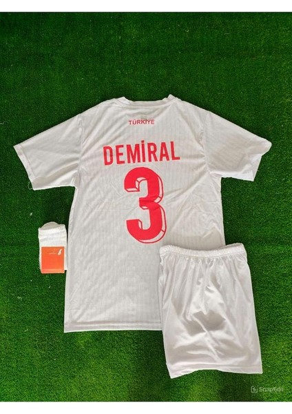 Merih Demiral Türkiye 2024 Avrupa Şampiyonası Beyaz Çocuk Forması (Forma Şort Çorap) modelleri
