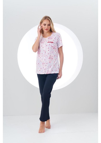 Kadın Desenli Önden Düğmeli Kısa Kollu Pijama Takım fırsatları