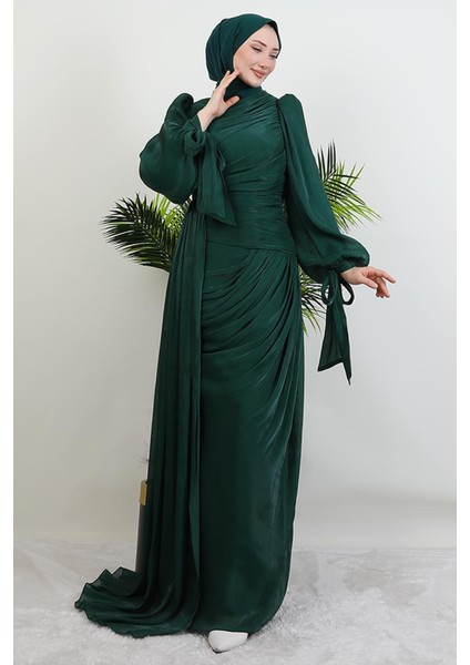 Afra Ipek Abiye Zümrüt fırsatları