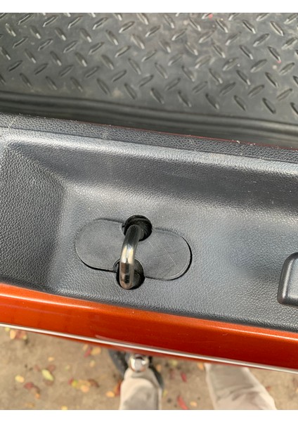 Renault Koleos Bagaj Mandalı Kapak Plakası