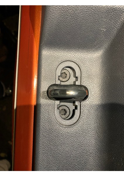 Renault Koleos Bagaj Mandalı Kapak Plakası fiyatları