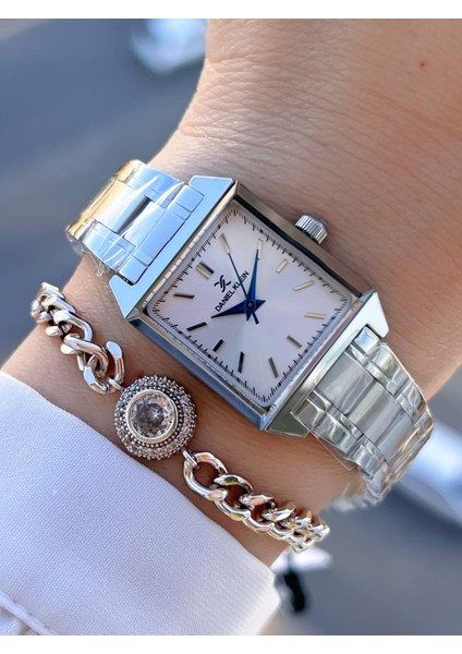 Çelik Kordon 30 mt Suya Dayanıklı 2 Yıl Garantili Kadın Kol Saati+Bileklik BYN.10816.1